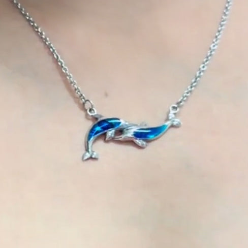 Twin Dolphins Silver Necklace TNC075