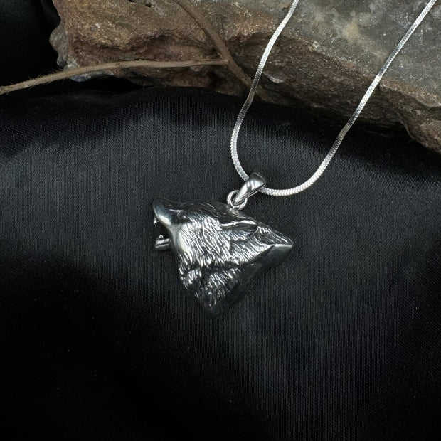 Sterling Silver Howling Wolf Pendant TP812