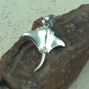 The World of the Magnificent Manta Ray ~ Sterling Silver Jewelry Pendant TPD4823