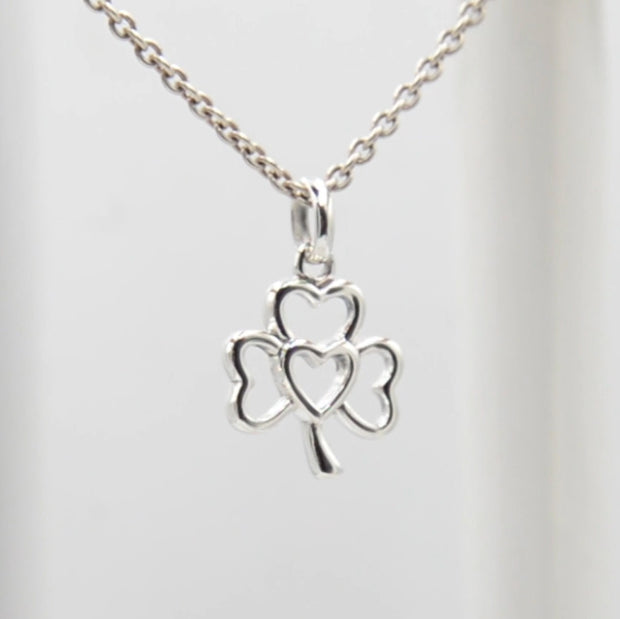 The Heart in Shamrock Sterling Silver Pendant TPD5269