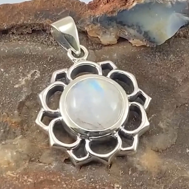 Chakra Silver Pendant with Large Stone TPD5687