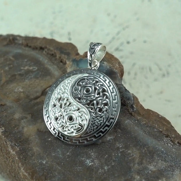 Heal and balance ~ Celtic Knotwork Yin Yang Pendant by Courtney Davis TPD985