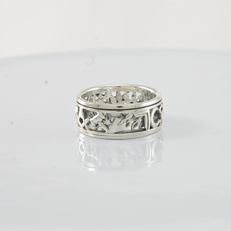 Uncovering the Natural Sense of Masonry in Sterling Silver Spinner Ring TRI1616