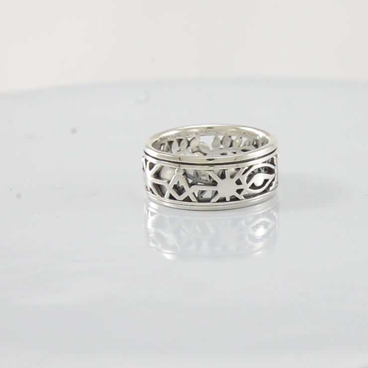 Uncovering the Natural Sense of Masonry in Sterling Silver Spinner Ring TRI1616