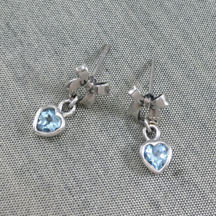 Ribbon with Dangling Gemstone Heart Silver Post Earrings TER1858