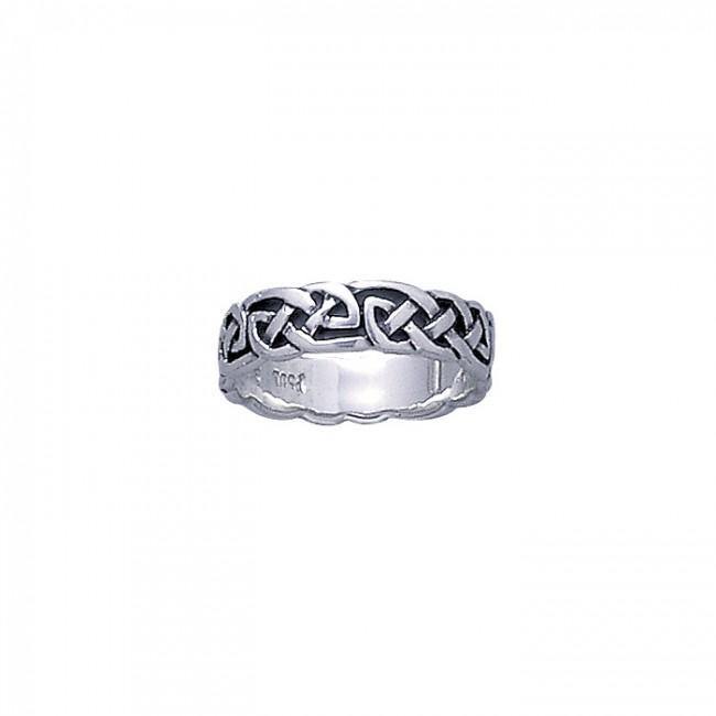Finely Detailed Celtic Knot work Ring TR033