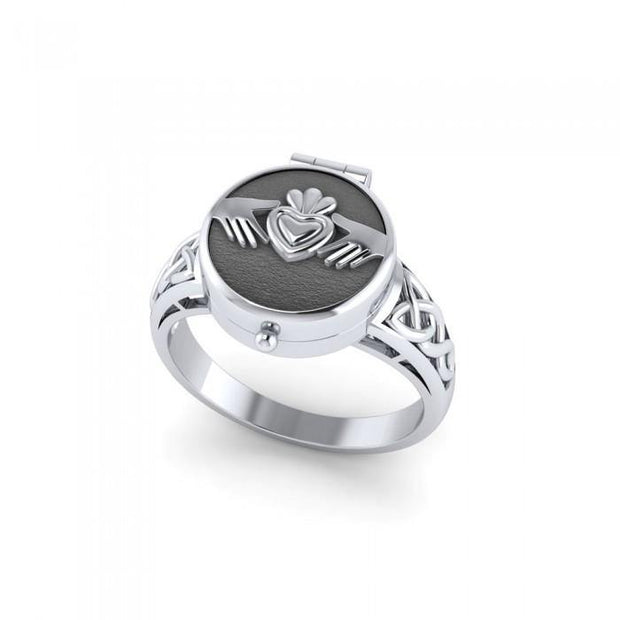 Celtic Knot Claddagh Poison Ring TR1355