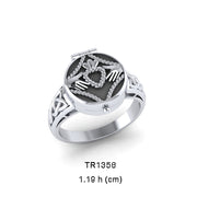 Irish Claddagh Sterling Silver Poison Ring TR1358