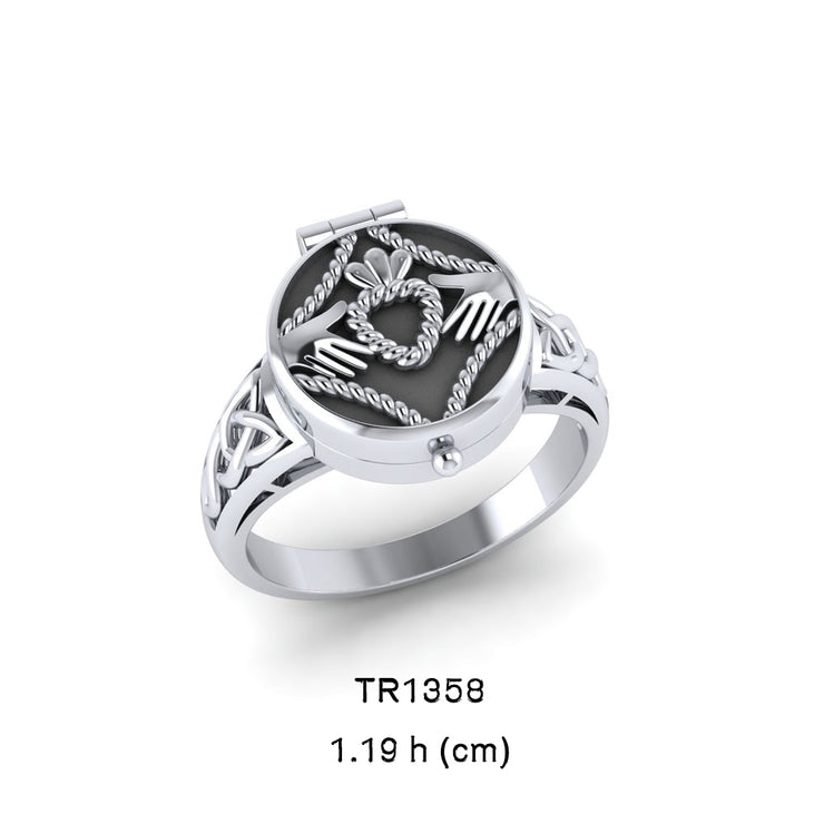 Irish Claddagh Sterling Silver Poison Ring TR1358