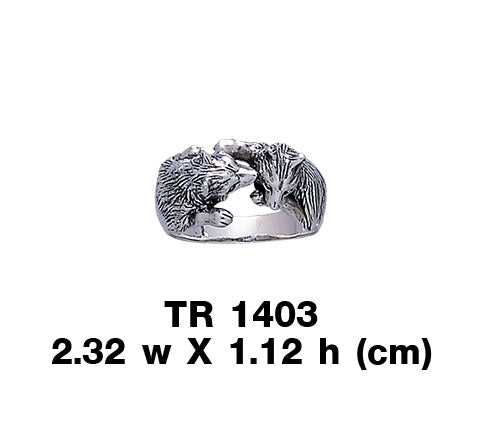 Wolf Kiss Silver Ring TR1403