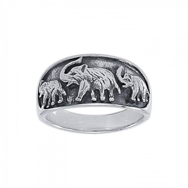 Elephants Ring TR1414