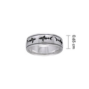 A mighty representation of the ocean ~ Sterling Silver Jewelry Shark School Ring TR3693
