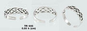 In a timeless moment ~ Celtic Knotwork Sterling Silver Toe Ring TR605