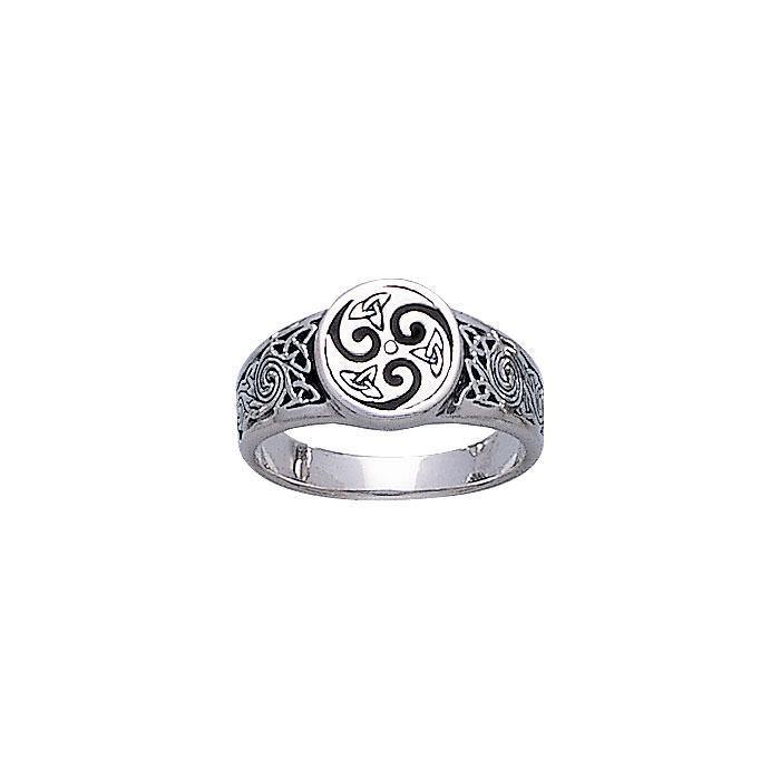 Spirit, mind, and passion ~ Sterling Silver Celtic Triquetra Ring TR925