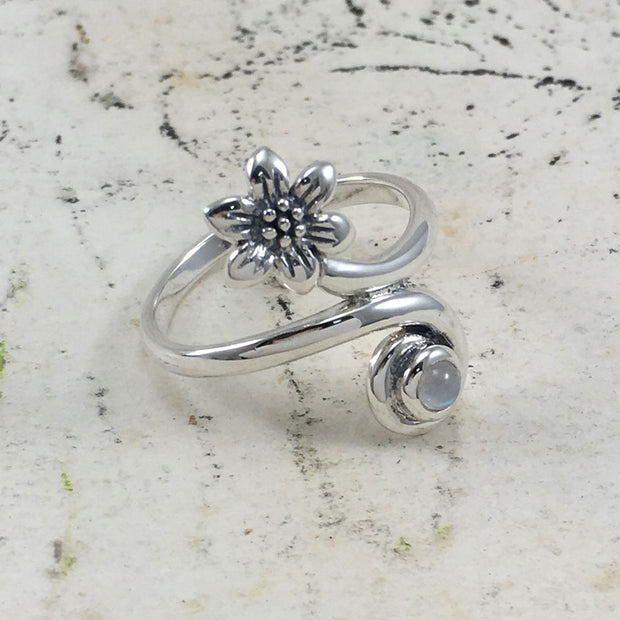 Flower with Gemstone Silver Ring TRI1874