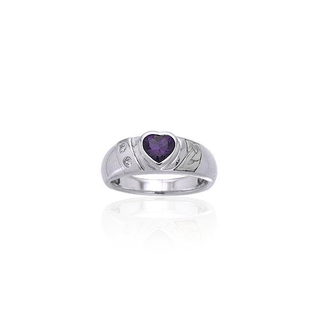 Celtic Silver Ring with Heart Gemstone TRI357