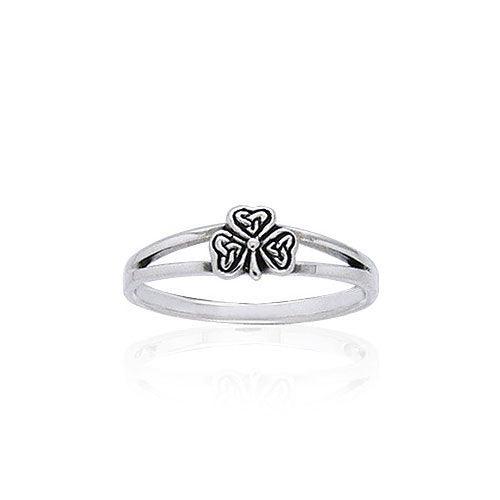 Celtic Irish Shamrock Ring TRI400