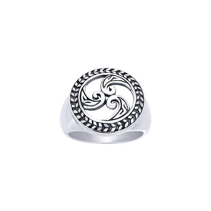Celtic Maori Silver Ring TRI588