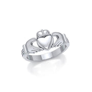 A strong bond of love, friendship, and loyalty ~ Celtic Knotwork Irish Claddagh Sterling Silver Ring MG058/R
