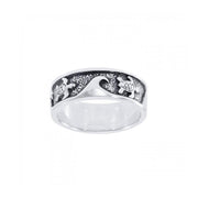 Sea Turtle and Waves Silver Ring TR008