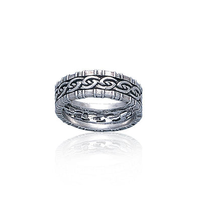 A Celtic symbol with no beginning and end ~ Knotwork Ring TR3416