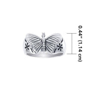 The butterfly in splendor and grace ~ Sterling Silver Jewelry Ring TRI196