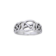 Dazzle with eternity and Celtic pride ~ Celtic Knotwork Sterling Silver Ring TRI889